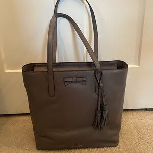 Kate Spade Grey Tassel Bag. NWT.
